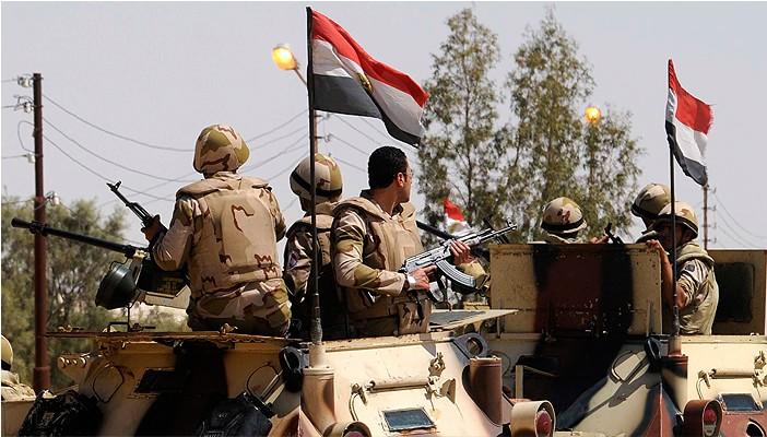 نادر فرجاني: المؤسسة العسكرية تتمتع على حساب الشعب المصري