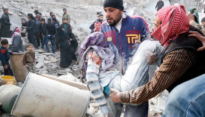 24 قتيلًا في قصف بالبراميل المتفجرة على مناطق في سوريا