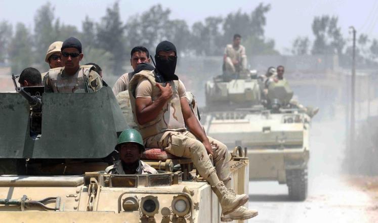 مقتل 5 جنود وإصابة 14 آخرين في هجمات لتنظيم الدولة  بسيناء