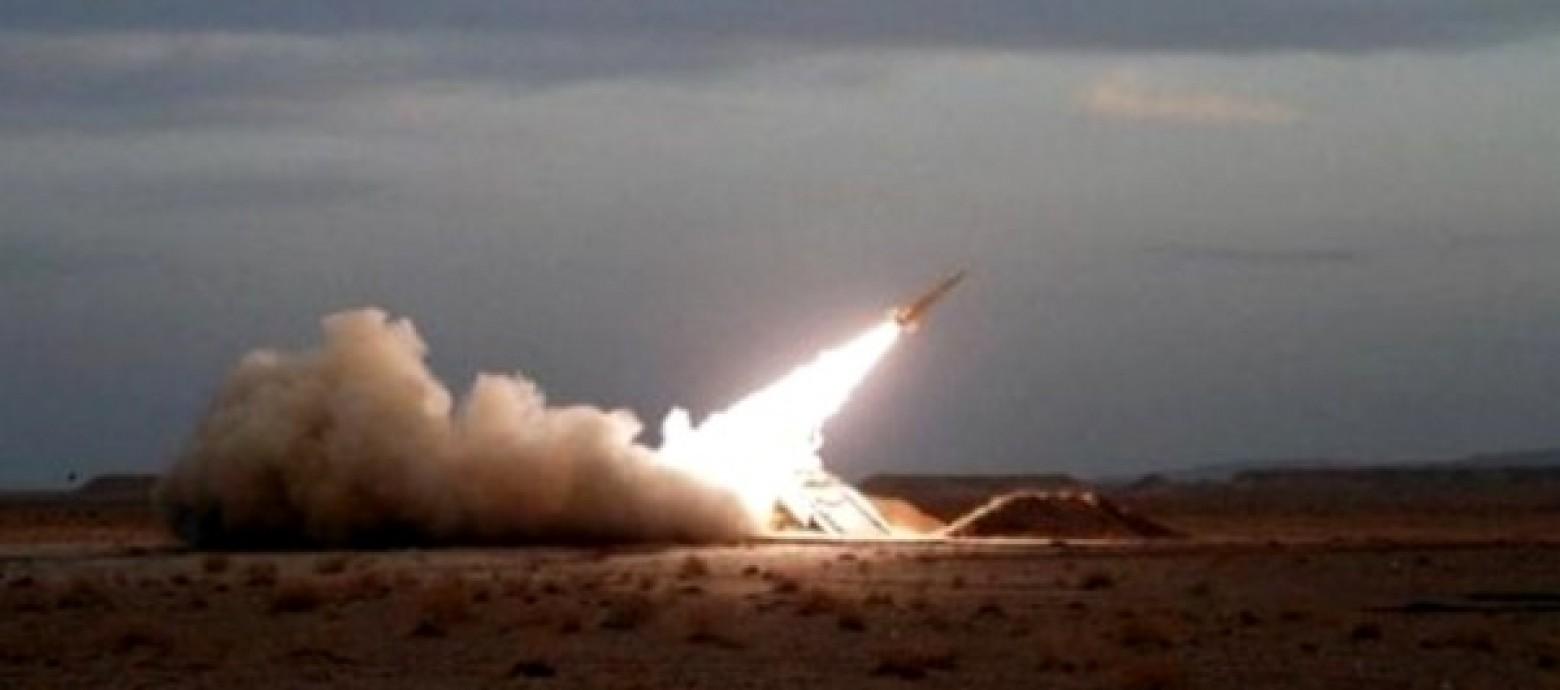 ‎الحوثيون يعلنون إطلاق صاروخ “باليستي” باتجاه مدينة أبها السعودية