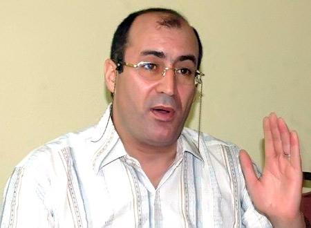 حشمت: الحراك الثوري دفع الانقلاب للاستعانة بالداخل والخارج