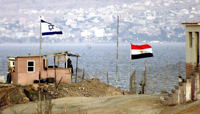 صحيفة معاريف “الإسرائيلية”: احتمالات نشوب مواجهات عسكرية مع مصر