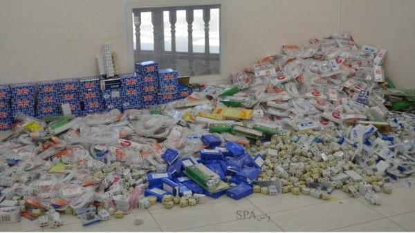 ضبط 3.6 طن حلويات منتهية الصلاحية بسوهاج