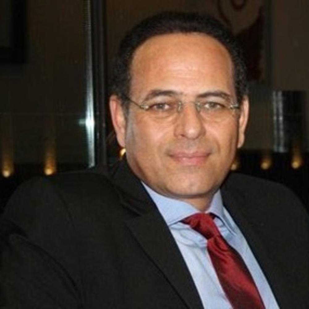 وفاة الفنان ممدوح عبدالعليم عن عمر يناهز الـ60 عاما