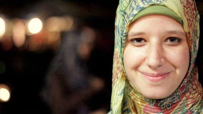 فيديو ..أم أسماء البلتاجي لابنتها: هديتك حرية الوطن في 25 يناير