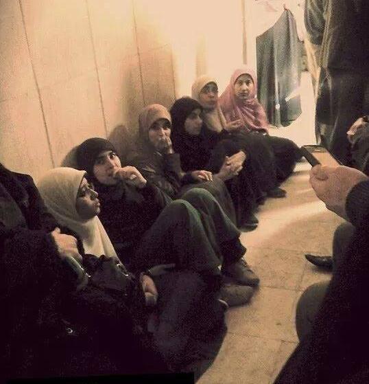 حبس 6 طالبات بأزهر المنصورة  15 يومًا