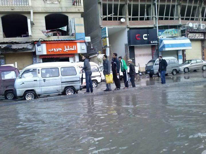 بالصور | الإسكندرية تغرق في مياه الأمطار