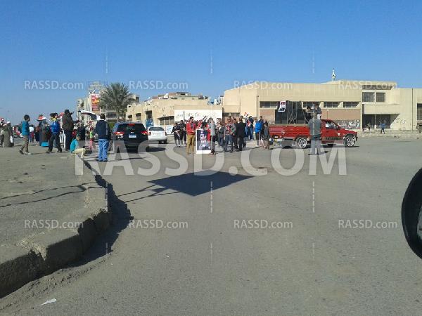 مسيرة مؤيدة لقائد الانقلاب عبدالفتاح السيسي