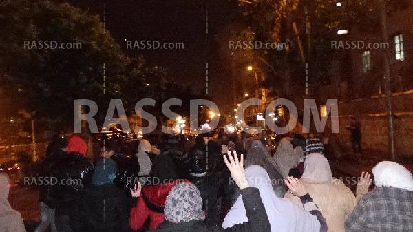 رغم البرد والمطر..مسيرات الشرعية تواصل تحدي الانقلاب