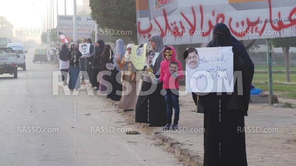 سلسلة بشرية ببرج العرب صباح اليوم رفضًا لمحاكمة الرئيس