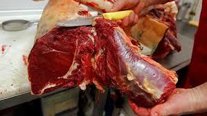 بالفيديو.. “الخدمات البيطرية”: 5 سنوات سجن للمتاجرين بلحوم الحمير