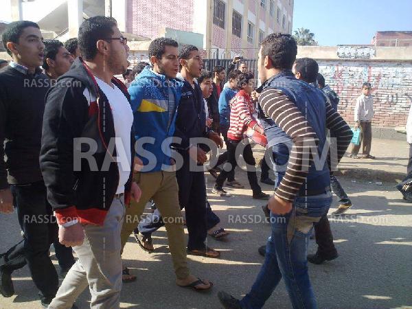 مسيرة صباحية بقطور غربية رفضا للإنقلاب