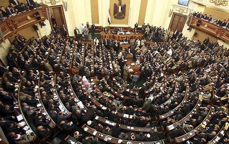 بالفيديو.. أبرز المواقف في أولى جلسات البرلمان