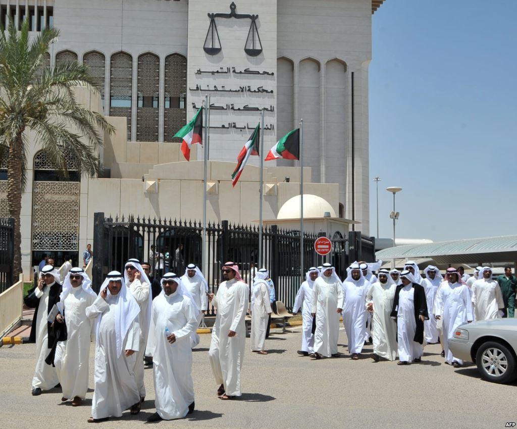 محكمة كويتية تحكم بإعدام اثنين أحدهما إيراني بتهمة التخابر