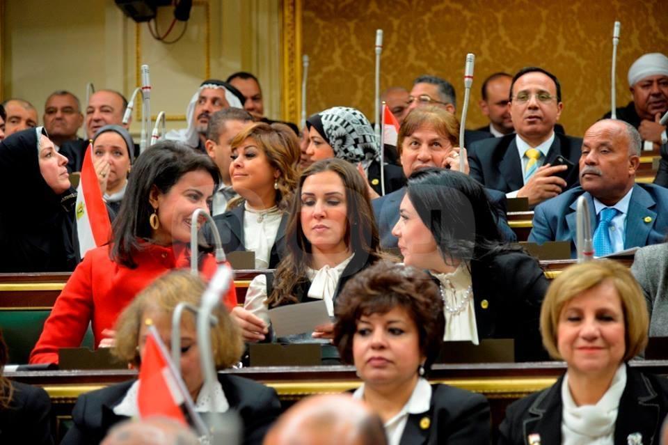 فرحات ساخرًا: مجلس النواب السري.. للكبار فقط