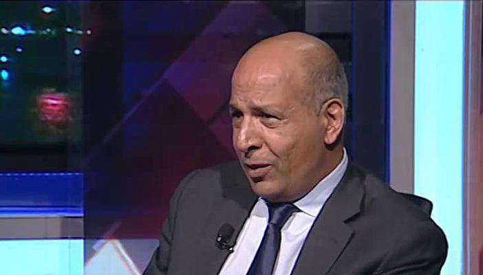 تعليقًا على منع بث الجلسات.. فندي: الإمبراطور ظهر عاريًا ولا خجل