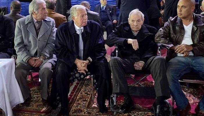 بالفيديو.. طارق سليم كبير الطيارين.. واحد من جيل تربى على معاني الوفاء