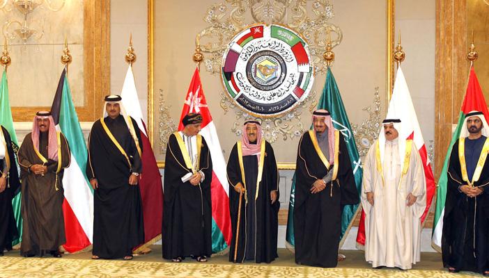 دول الخليج تفرض ضرائب 100% على التبغ و50% على المياه الغازية