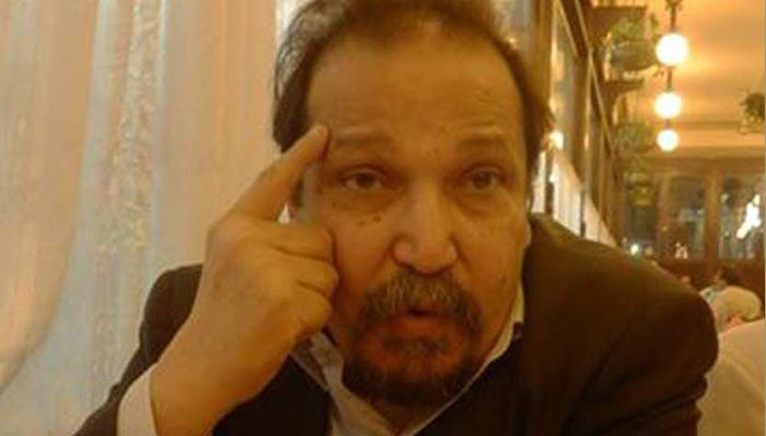 أمير سالم يطلب تكريم البلطجية والقناصة بوسام النيل بعد جفافه