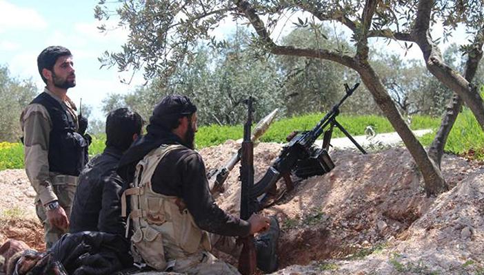 بالصور.. تعزيزات جيش اليرموك للدفاع عن مدينة الشيخ مسكين