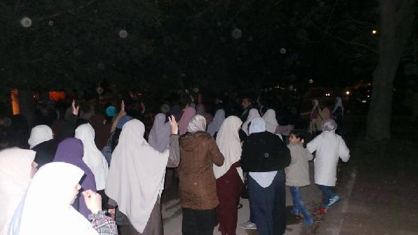 رغم برودة الجو.. استمرار التظاهرات الليلية في محافظات مصر