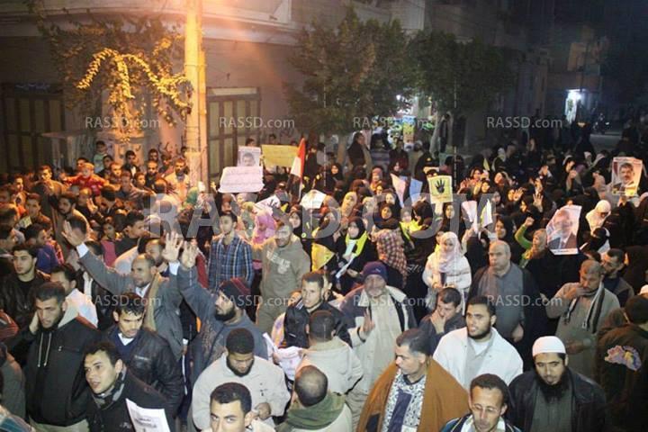 وقفة ليلية بابو كبيرتدعو لمقاطعة الاستفتاء