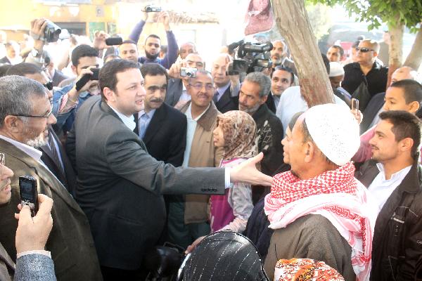 وفي الليلة الباردة يفتقد الفقراء وزير تموين