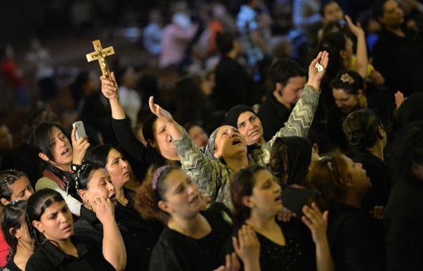 3 حالات ذبح للأقباط خلال 10 أيام.. والكنيسة تواصل دعم السيسي