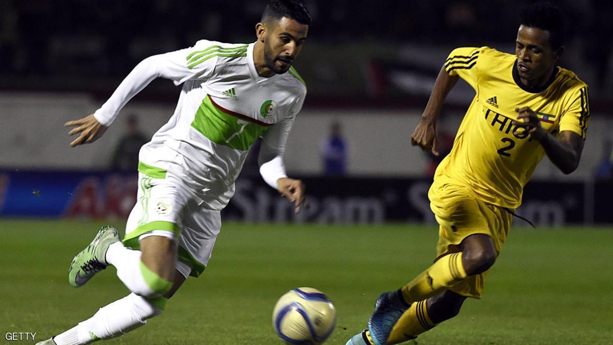 بالفيديو.. محرز ينقذ الجزائر من الخسارة أمام زيمبابوي