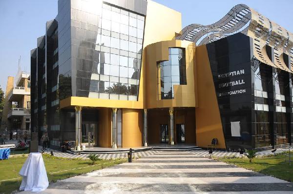 اتحاد الكرة: الإيقاف 4 شهور عقوبة اللاعب الذي يوقع لناديين