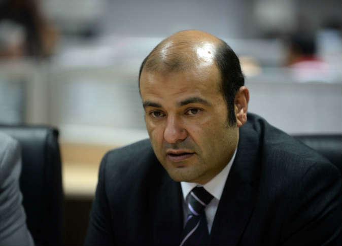 نشطاء: 1500 حد متوسطي الدخل في التموين و4 آلاف للإسكان