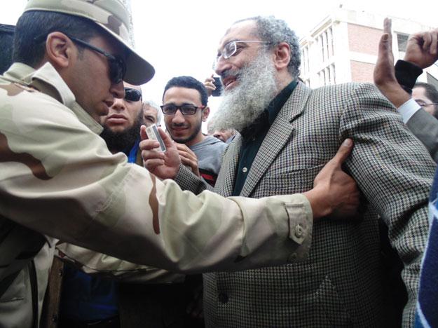 34 عالما سلفيا سعوديا يدينون اصطفاف حزب النور والانقلاب