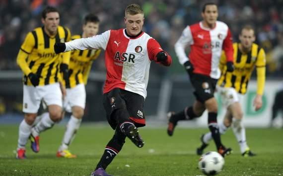 فينورد يصعد إلى ثالث الدوري الهولندي