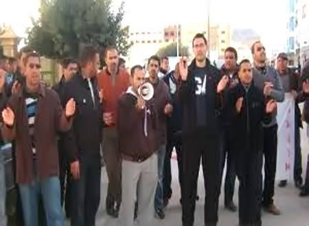 وقفة احتجاجية للعاملين بجهاز شئون البيئة لعدم صرف البدل