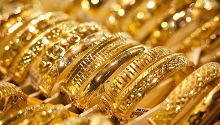 ارتفاع أسعار الذهب.. والدولار يسجل 8.90 جنيهات في السوق السوداء