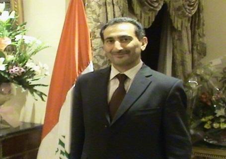 السفير العراقي يطرح عدة حلول لمشكلة أصحاب المعاشات التقاعدية بالعراق