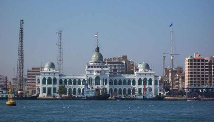 إغلاق ميناء الصيد ببورسعيد في وجه الرحلات البحرية لسوء الأحوال الجوية