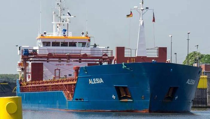 إغلاق 4 موانئ بالسويس لسوء الأحوال الجوية