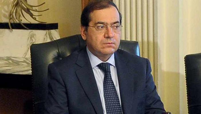 طارق الملا: بعض استثمارات البترول في مصر توقفت بسبب تراجع أسعار النفط