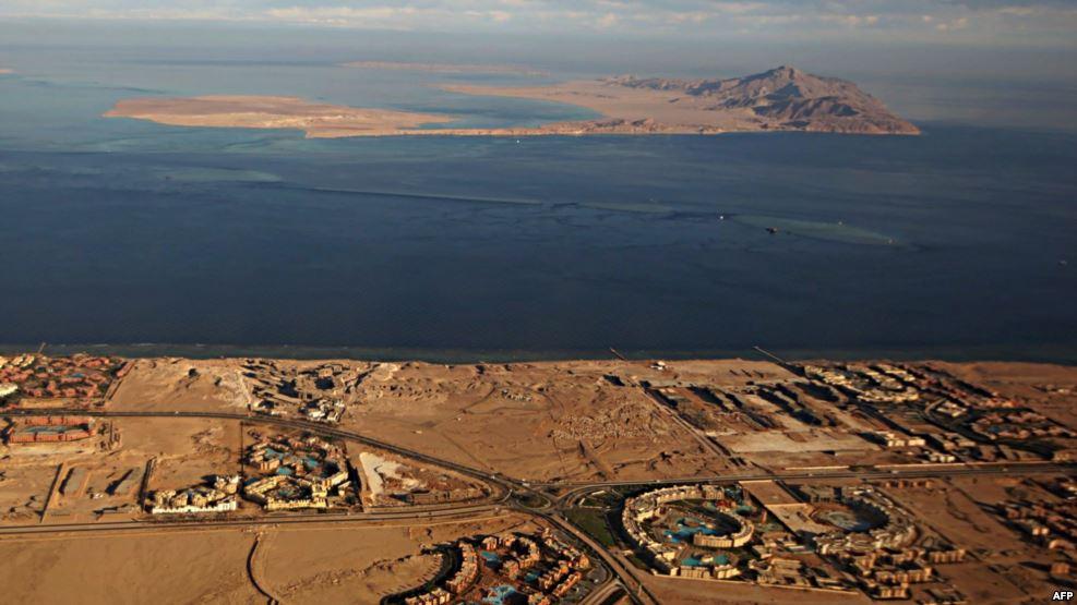 لهذه الأسباب.. المؤامرة أكبر من تيران وصنافير – سيد أمين