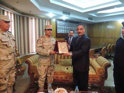 مساعد قائد الجيش الثاني يزور بورسعيد لتفقد الوضع الأمني