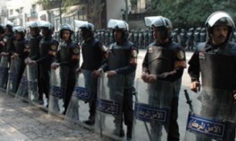 بالفيديو .. رعب أمن الانقلاب من متظاهرى عرب غنيم بحلوان