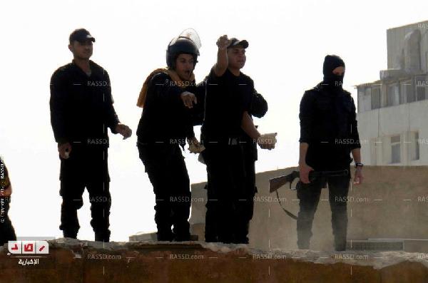 النيران تشتعل في مدرسة الفلكي ونداءات للأطباء لإسعاف المصابين