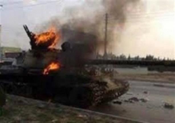 خاص لـ”رصد”.. مقتل جندي وإصابة آخرين في تفجير مدرعة بشمال سيناء