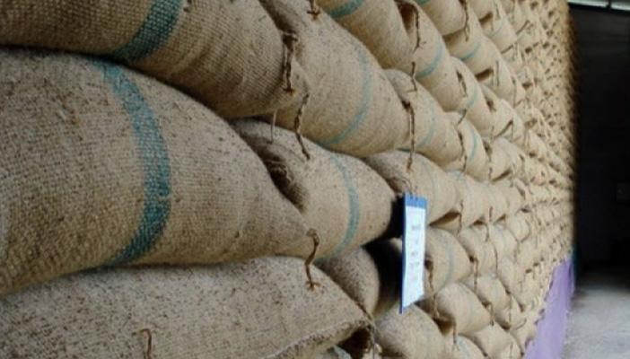 خبراء: مصر تصدر الأرز الفاخر وتستورد الفلبيني والهندي الرديئين