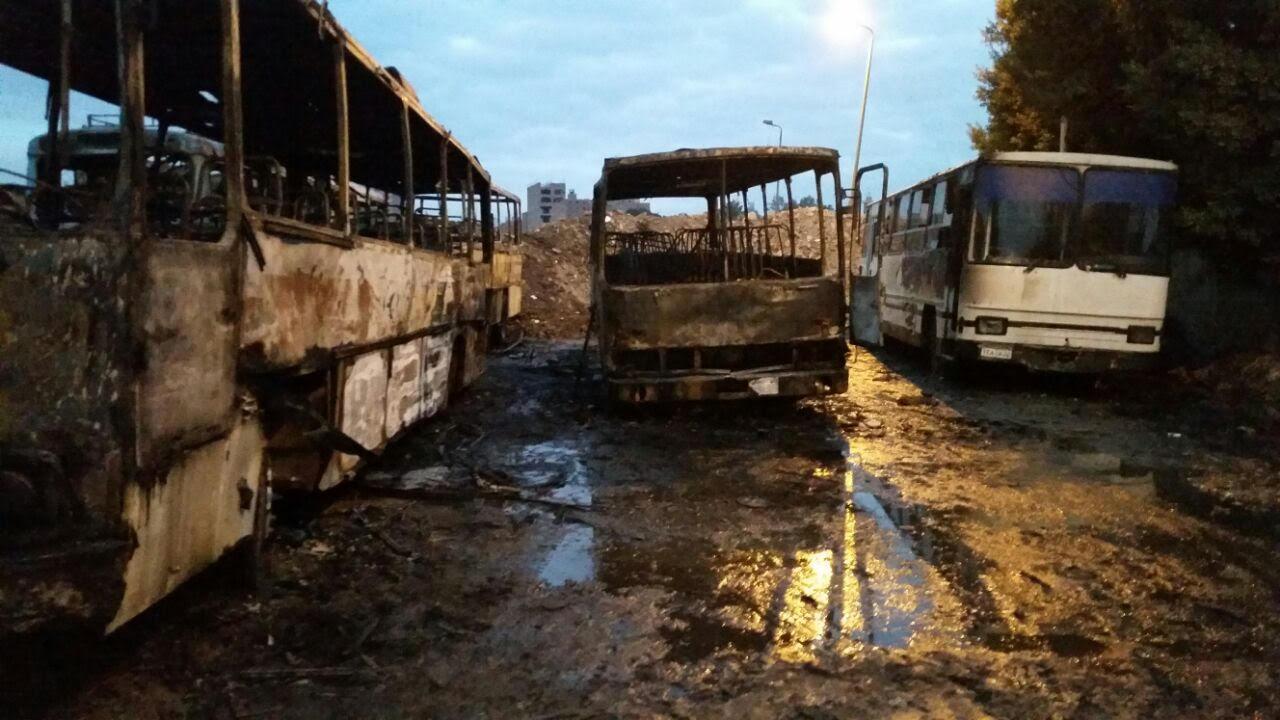 حريق هائل بجراج سيارات في شبرا الخيمة وتفحم لـ 4 أتوبيسات