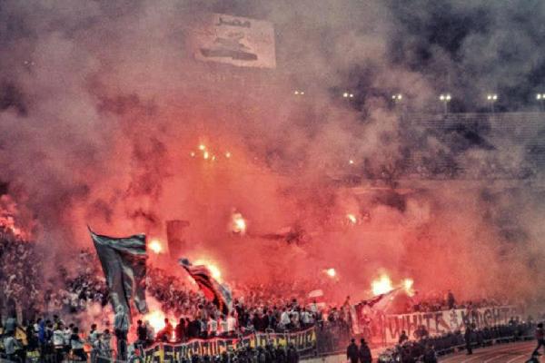 القمة 109 .. حكم أجنبي و 150 مشجعًا