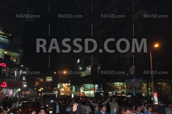 مسيرة ليلية بالمهندسين تندد بمحاكمة الرئيس