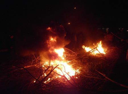 2مليون.. خسائر احتراق مخزن أخشاب وحدات سكانية بأسوان