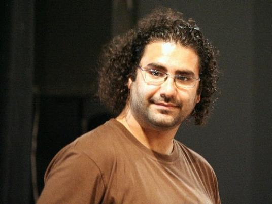 التحقيق مع الناشط علاء عبد الفتاح لاتهامه بإهانة القضاة